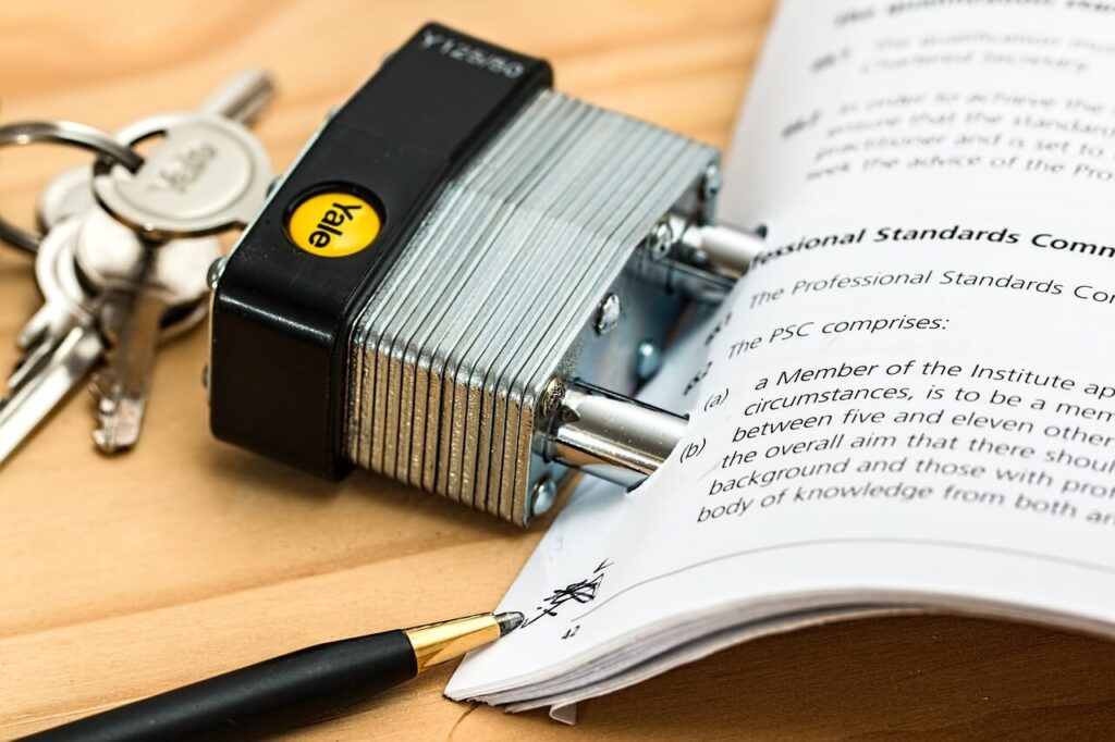binding-contract-948442_1280 (1) ROC Compliance Services